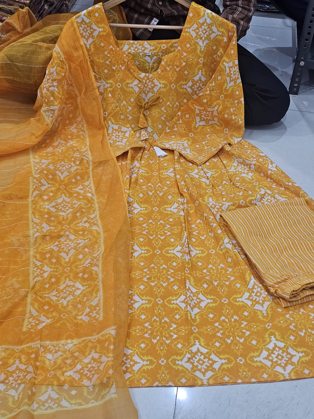 Anarkali kurta set with new style