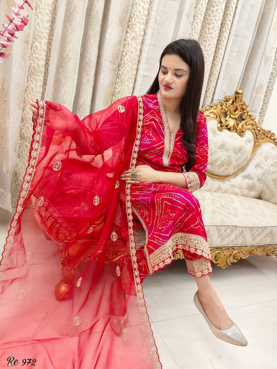 heavy premium fully handwork kurtipant and dupatta